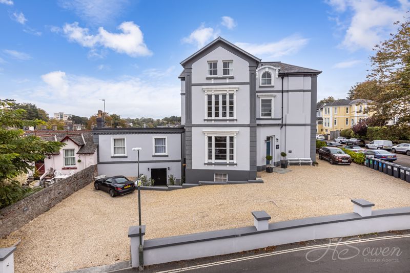 2 bed flat for sale in Kents Road, Torquay TQ1 Zoopla