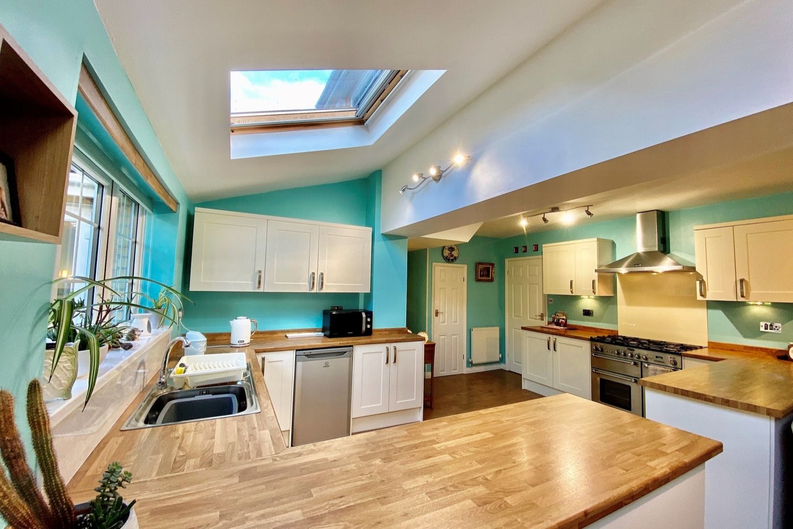 4 bed detached house for sale in Saintbury Road, Glenfield, Leicester