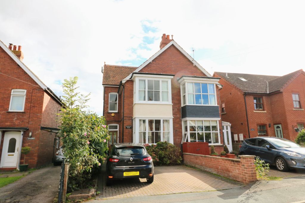 3 bed semidetached house for sale in Weston Grove, RossOnWye HR9