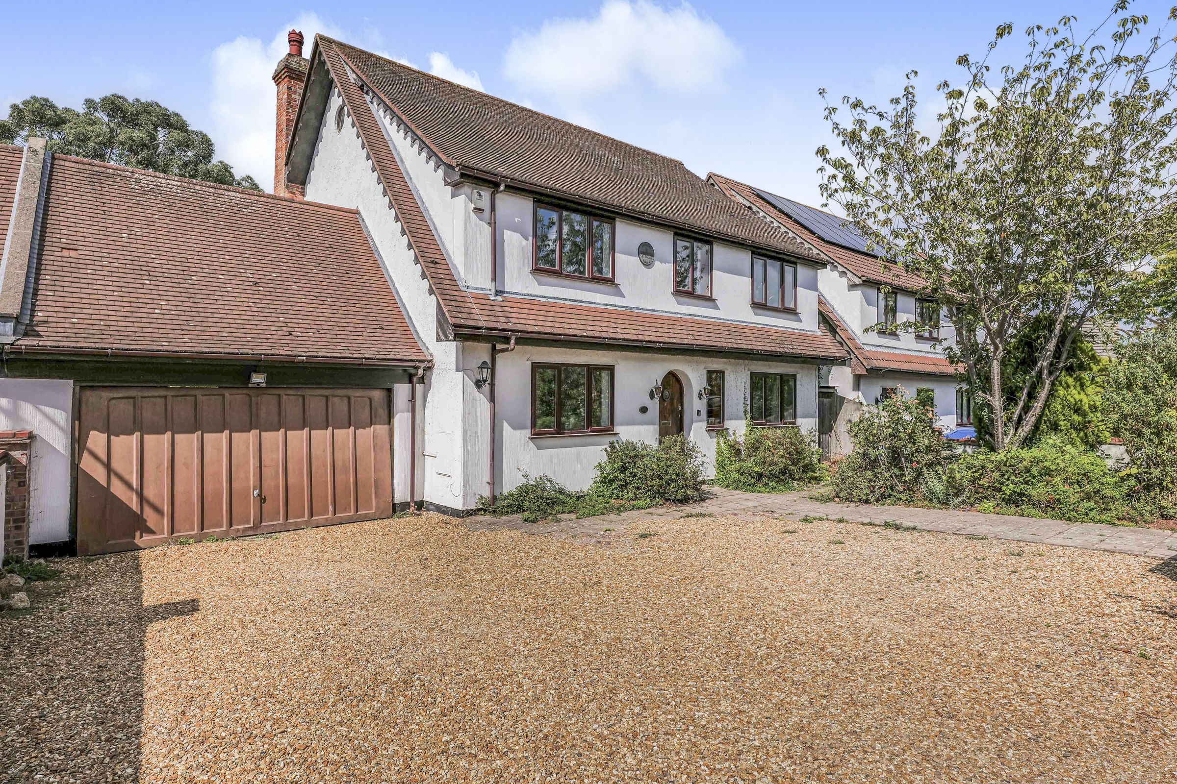 6 bed detached house for sale in Hall Drive, Hardwick, Cambridge CB23