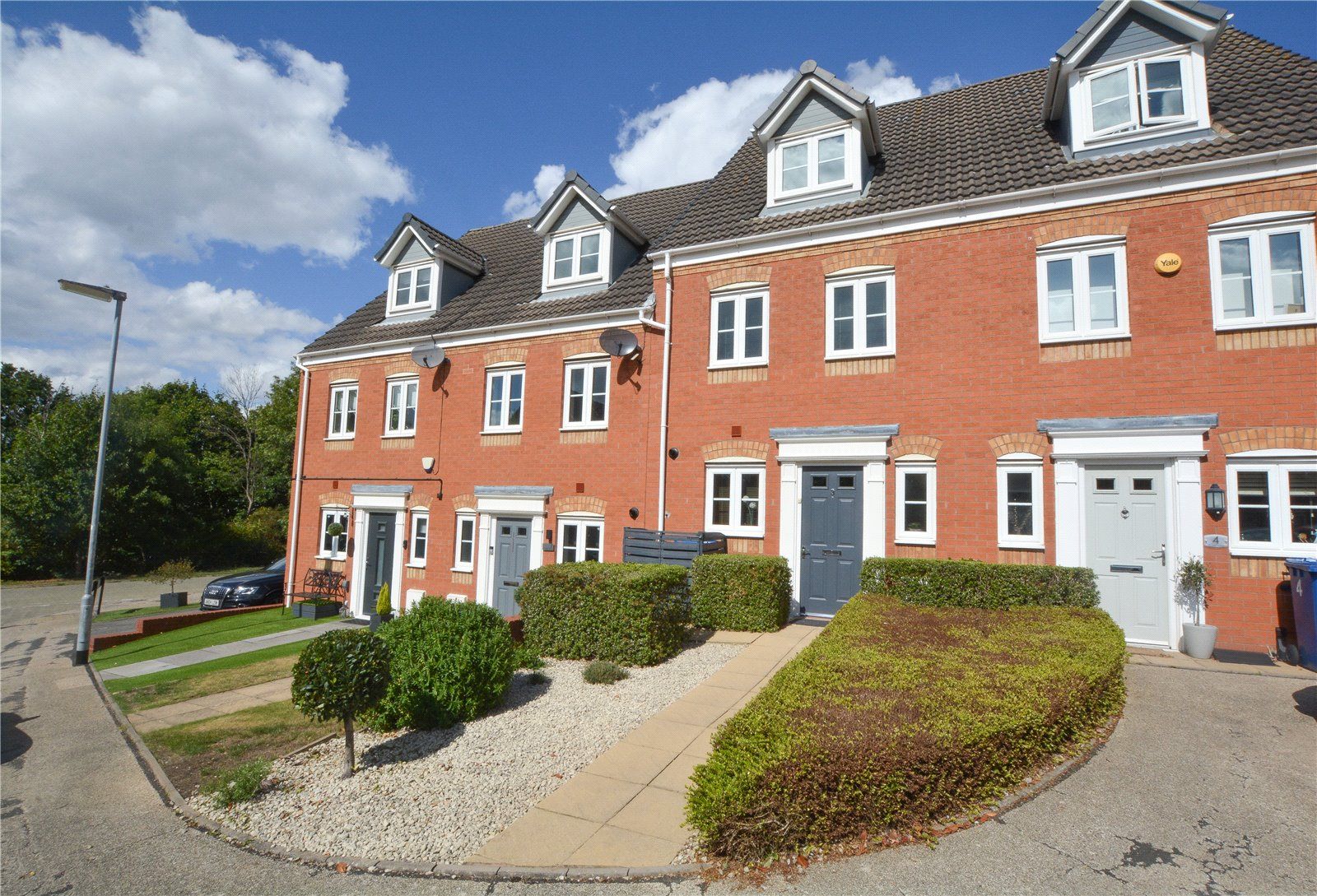 3 bed terraced house for sale in Russell Close, Wilnecote, Tamworth
