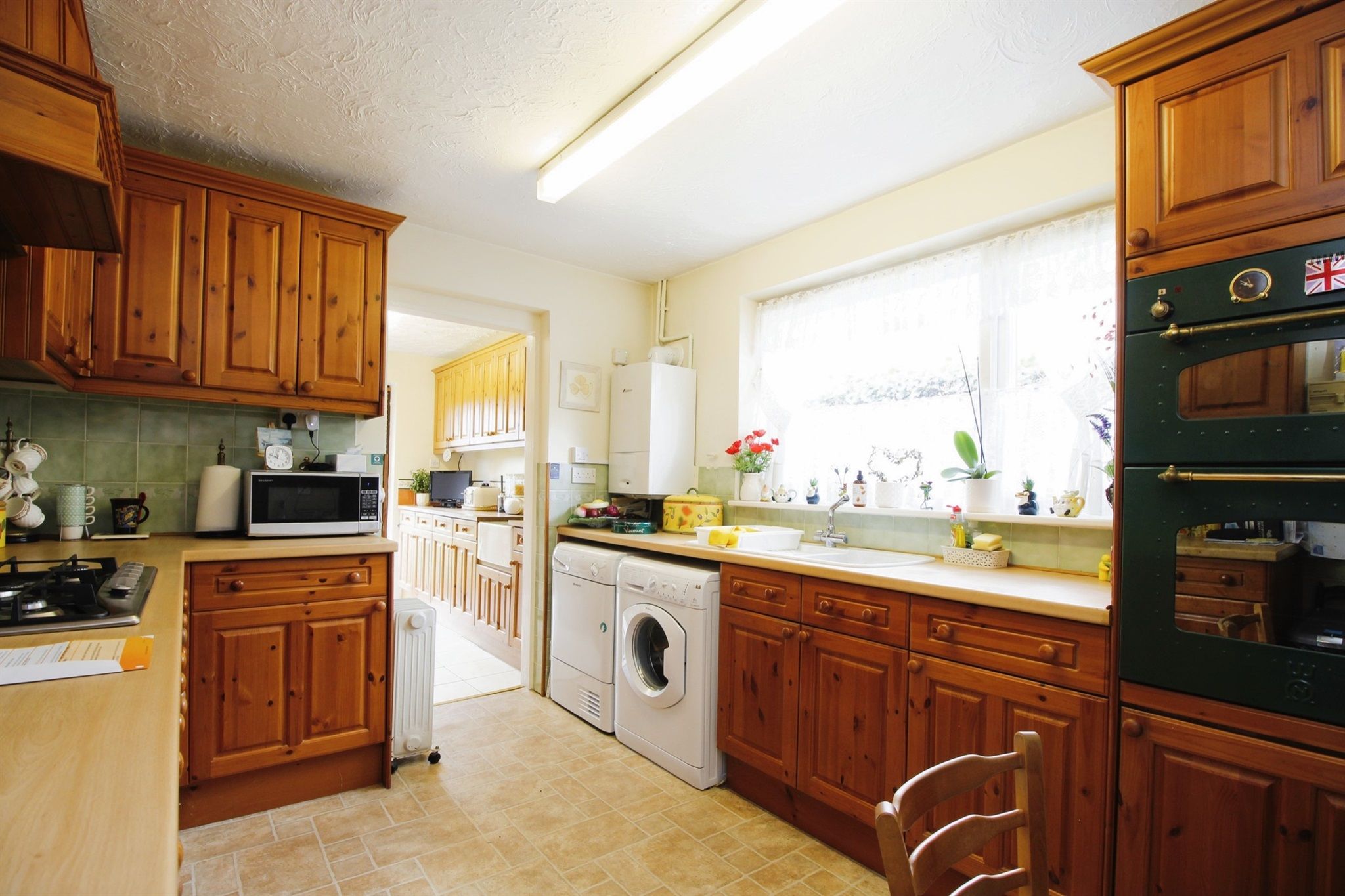 2 bed detached bungalow for sale in Swan Lane, Runwell, Wickford SS11