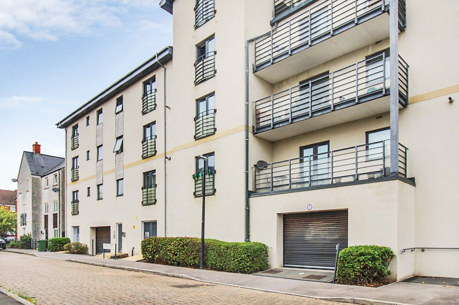 2 bed flat for sale in Seacole Crescent, Old Town, Swindon, Wiltshire