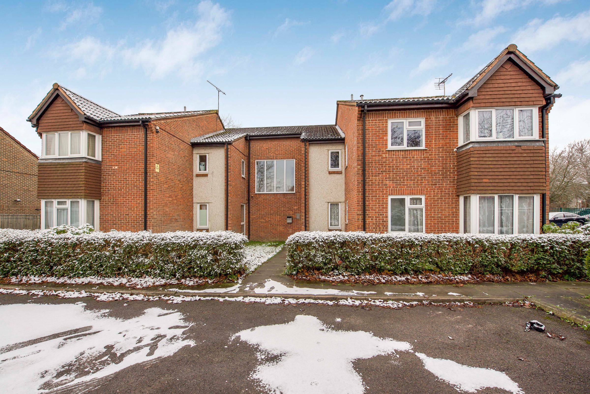 Studio for sale in Lowdell Close, Yiewsley, West Drayton, Middlesex UB7 Zoopla