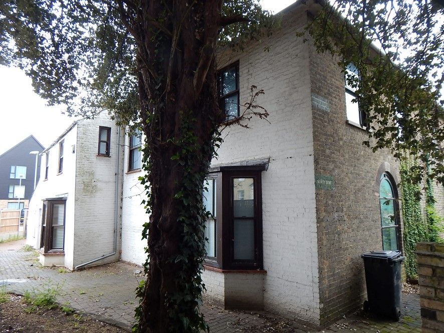 1 Ermine Street Huntingdon Cambridgeshire PE29  