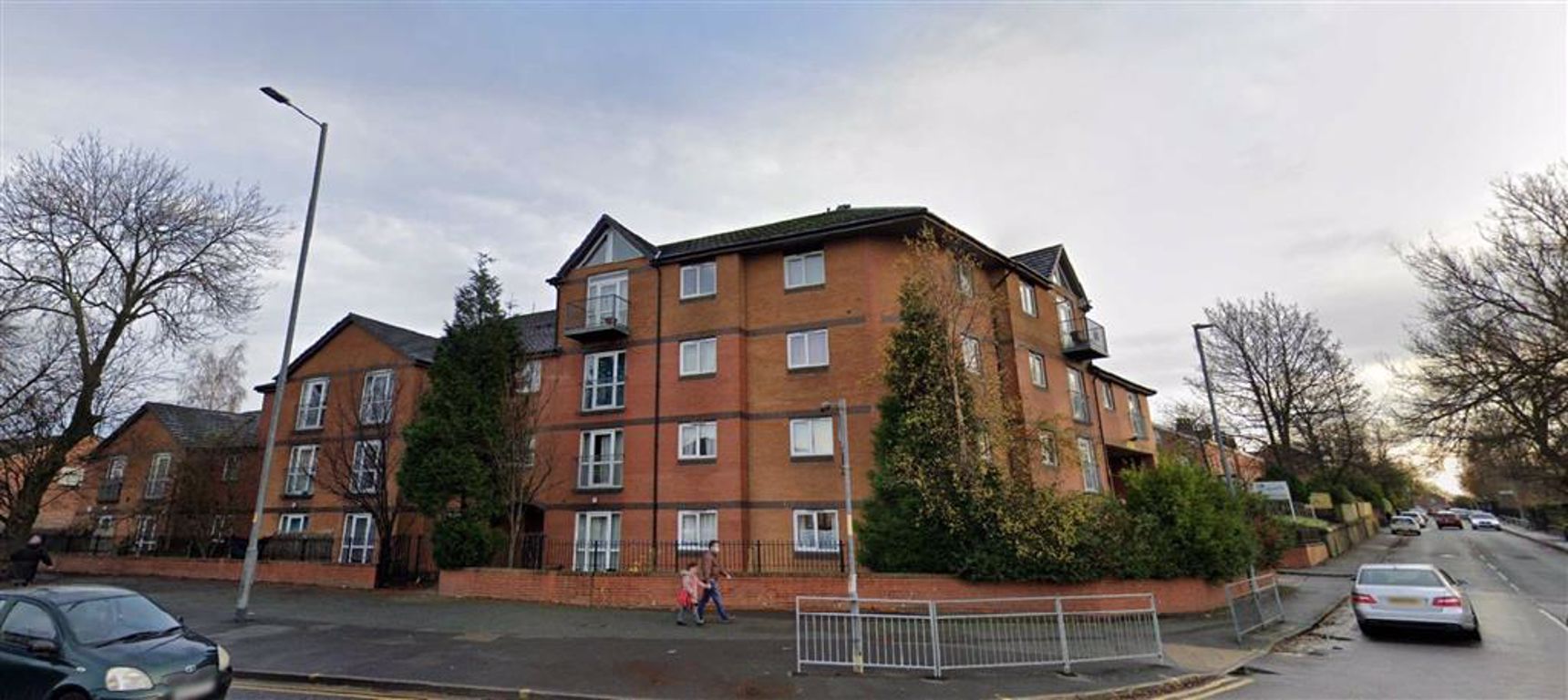 288 Cheetham Hill Road, Manchester, Manchester M8  