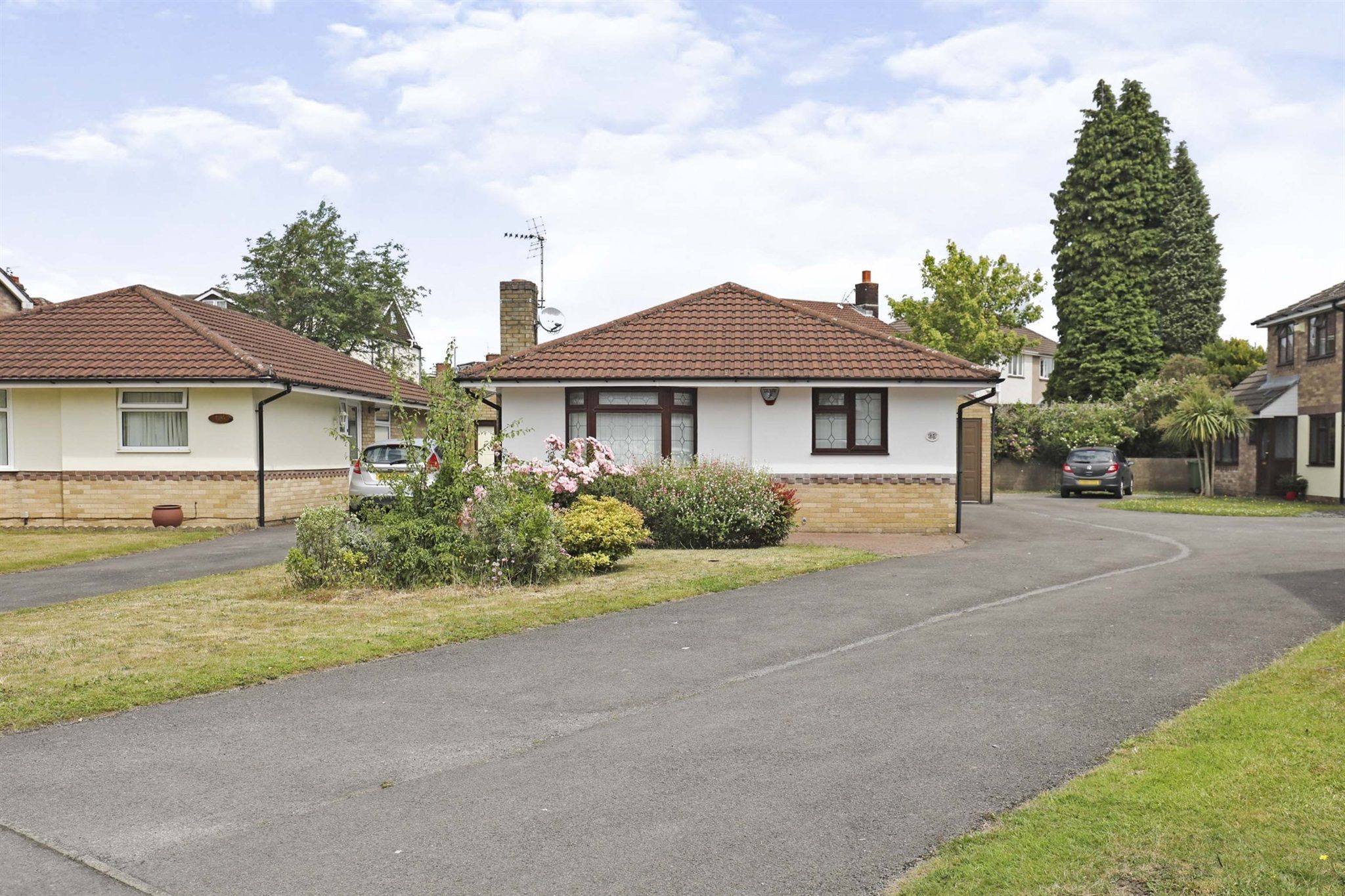 3 bed detached bungalow for sale in Silver Birch Close, Whitchurch