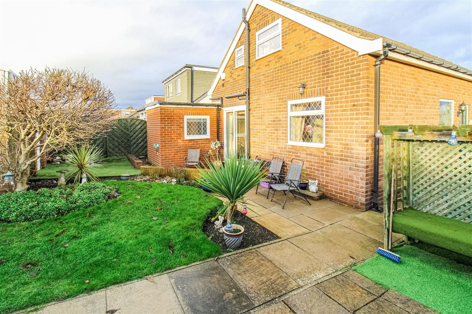 3 bed detached bungalow for sale in Greenfield Road, Ossett WF5 Zoopla