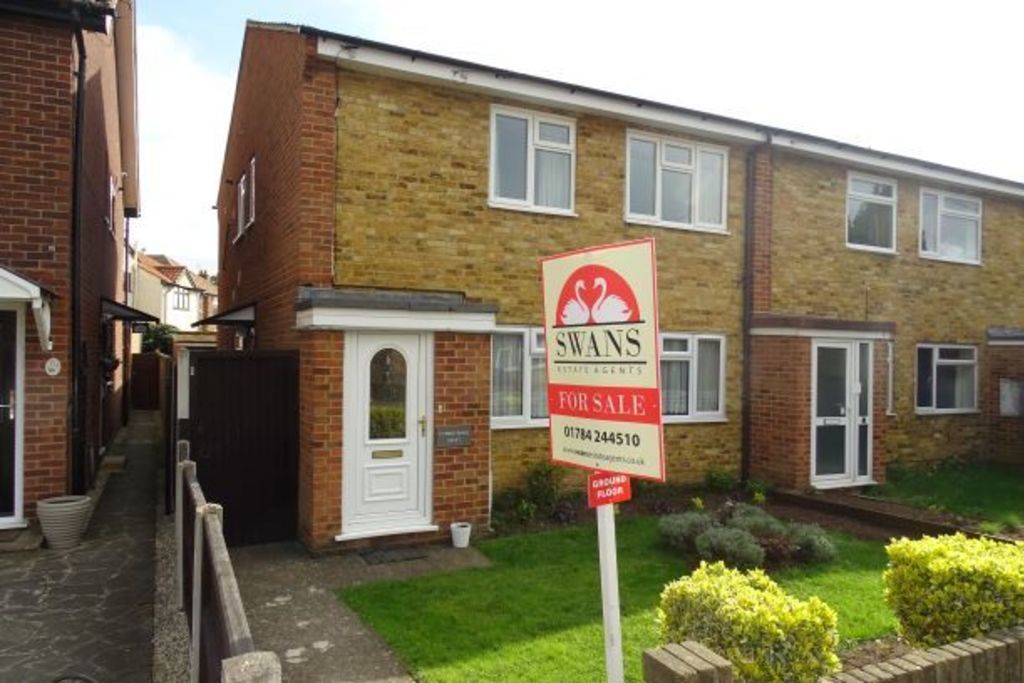 Christopher Court, Stanwell Road, Ashford TW15  