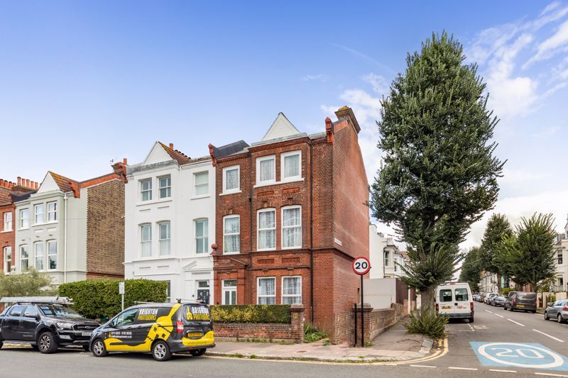 5 bed semidetached house for sale in Old Shoreham Road, Brighton BN1