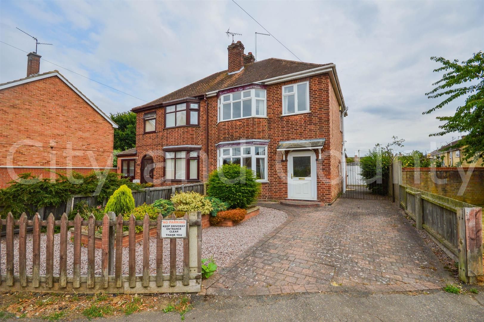 3 bed semidetached house for sale in Welland Road, Dogsthorpe