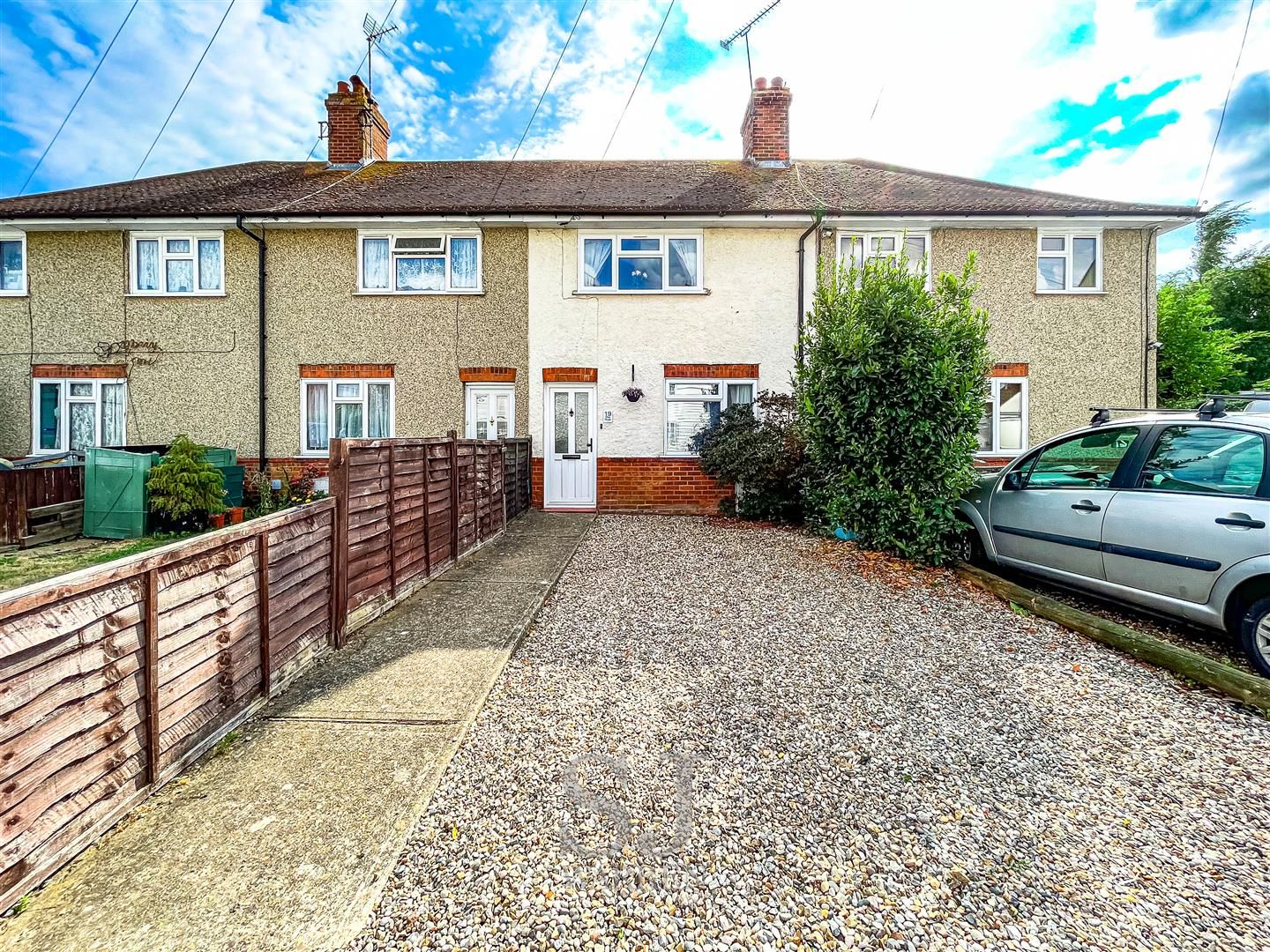 2 bed terraced house for sale in Ship Road, BurnhamOnCrouch CM0 Zoopla