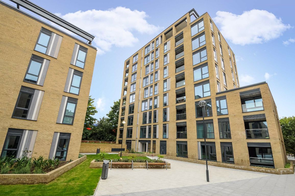 2 bed flat for sale in Eltringham Street, Wandsworth, London SW18 Zoopla