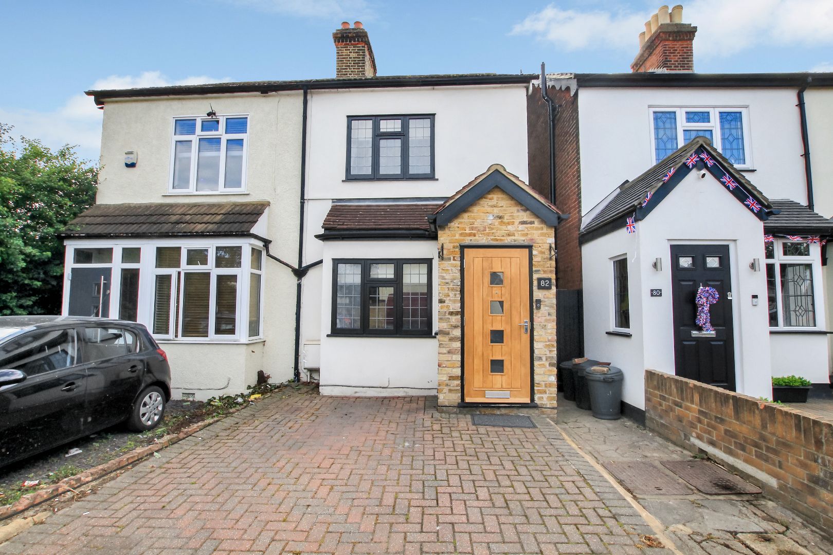 2 bed semidetached house for sale in Salisbury Road, Gidea Park RM2