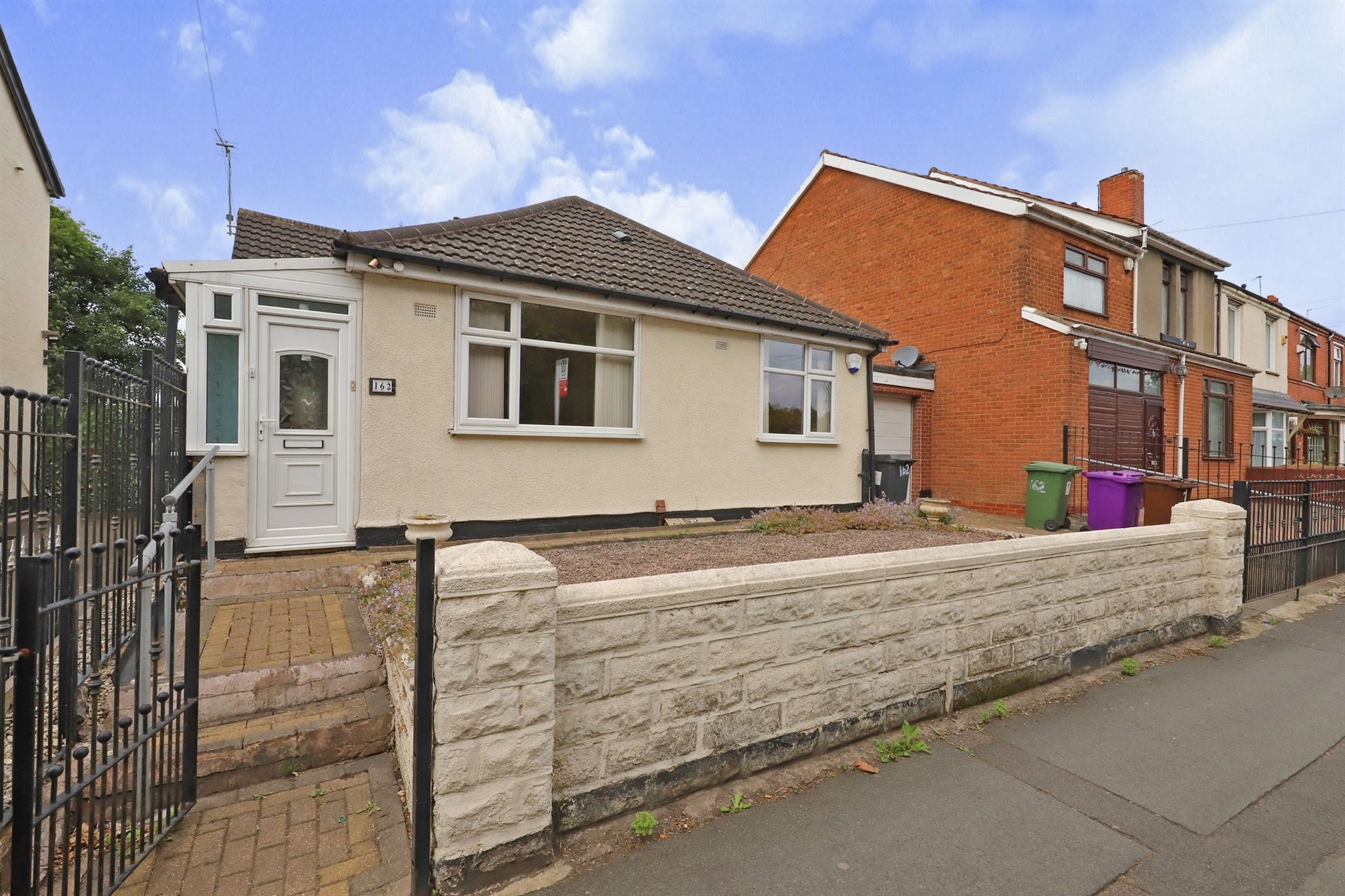 3 bed detached bungalow for sale in Wolverhampton Street, Bilston WV14