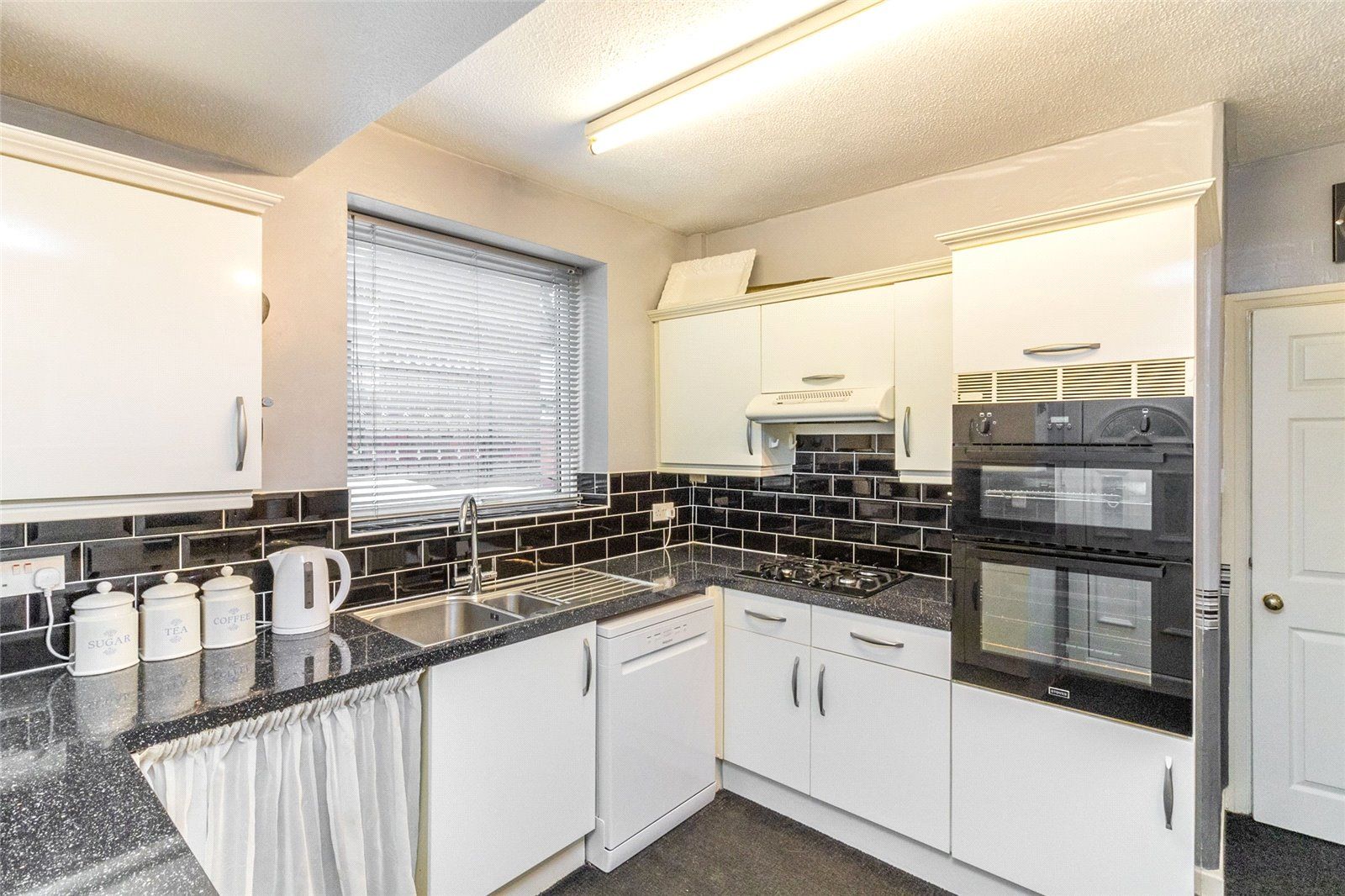 3 bed semidetached house for sale in Oaks Fold Road, Sheffield, South Yorkshire S5 Zoopla