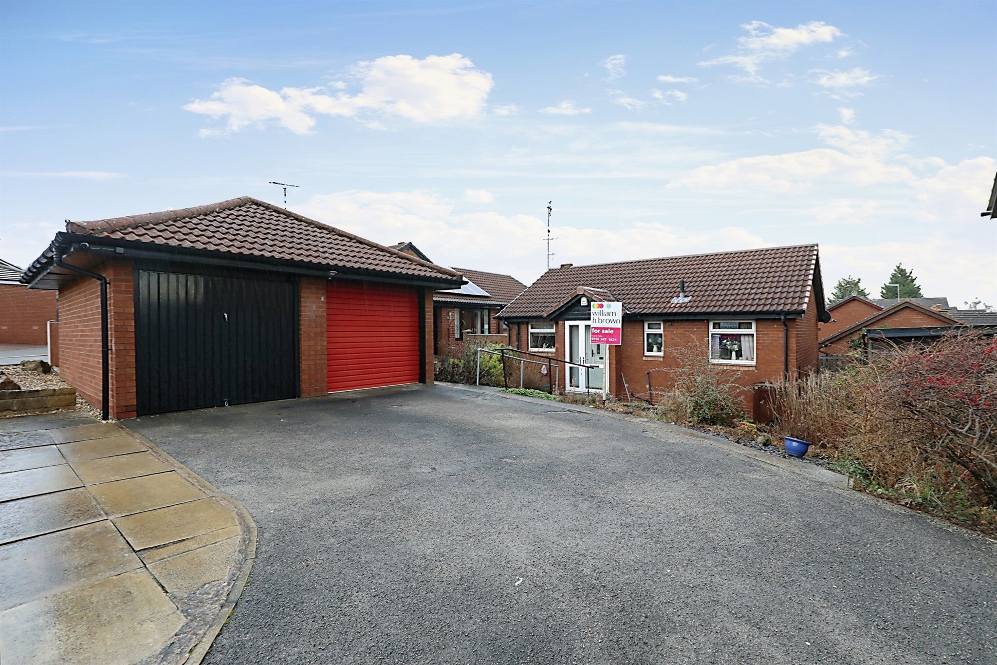 2 bed detached bungalow for sale in Lundwood Grove, Owlthorpe, Sheffield S20 Zoopla