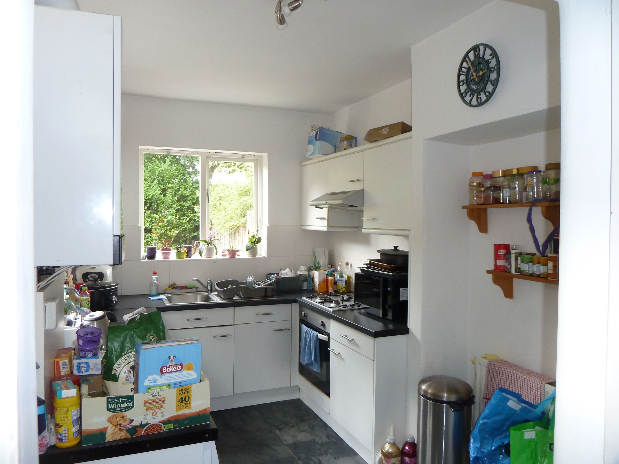 3 bed semidetached house to rent in Beaconsfield Road, Kingston Upon Thames KT5 Zoopla