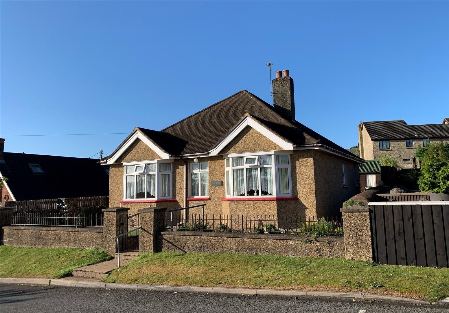 2 bed detached bungalow for sale in Ruardean Hill, Drybrook GL17 Zoopla