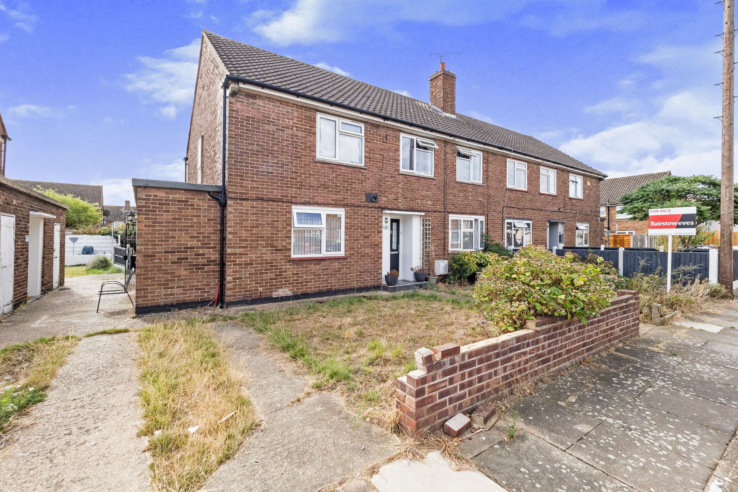 2 bed for sale in Gillam Way, Rainham RM13 Zoopla