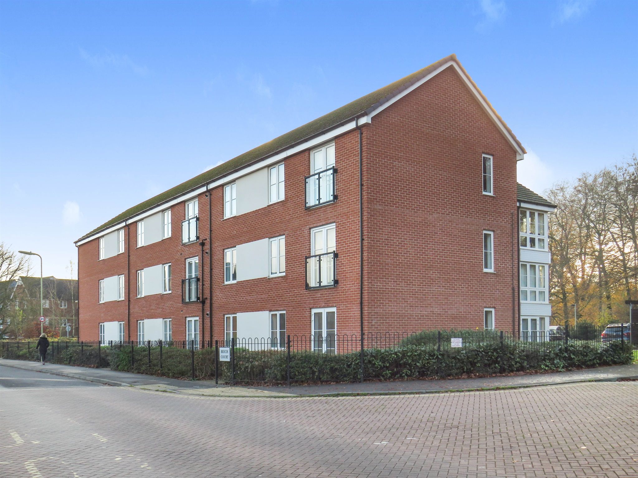 2 bed flat for sale in Park Prewett Road, Rooksdown, Basingstoke RG24