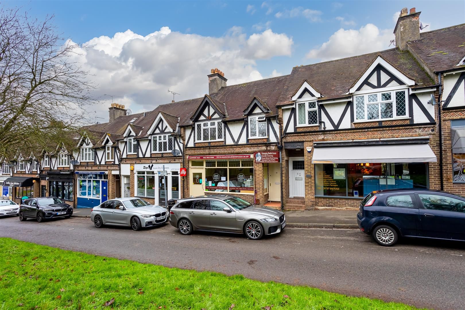 Retail premises for sale in 18 Chipstead Station Parade, Chipstead