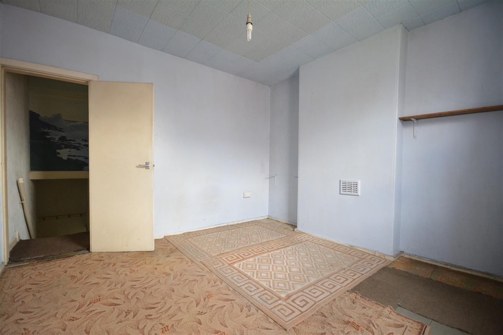 2 bed end terrace house for sale in Leslie Avenue, Forest Fields