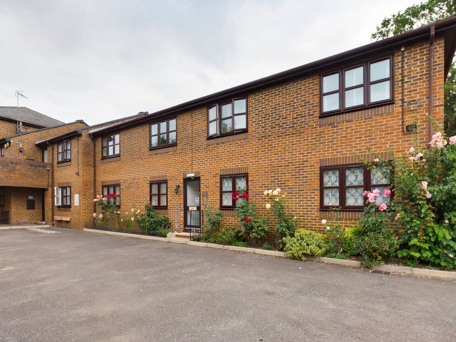 2 bed flat for sale in Chertsey Walk, Drill Hall Road, Chertsey, Surrey