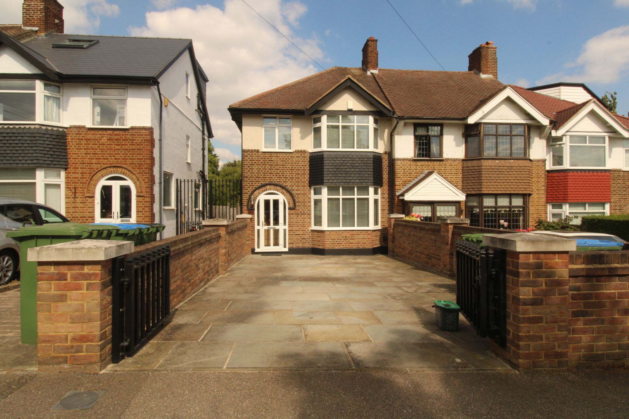 3 bed semidetached house for sale in Glenesk Road, London SE9 Zoopla