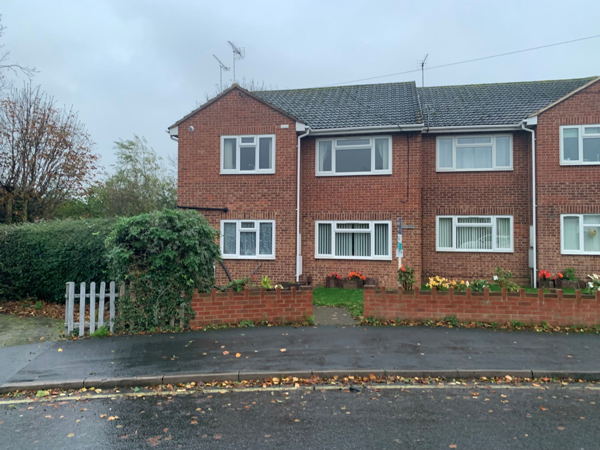 2 bed for sale in Dinglewell, Hucclecote, Gloucester GL3