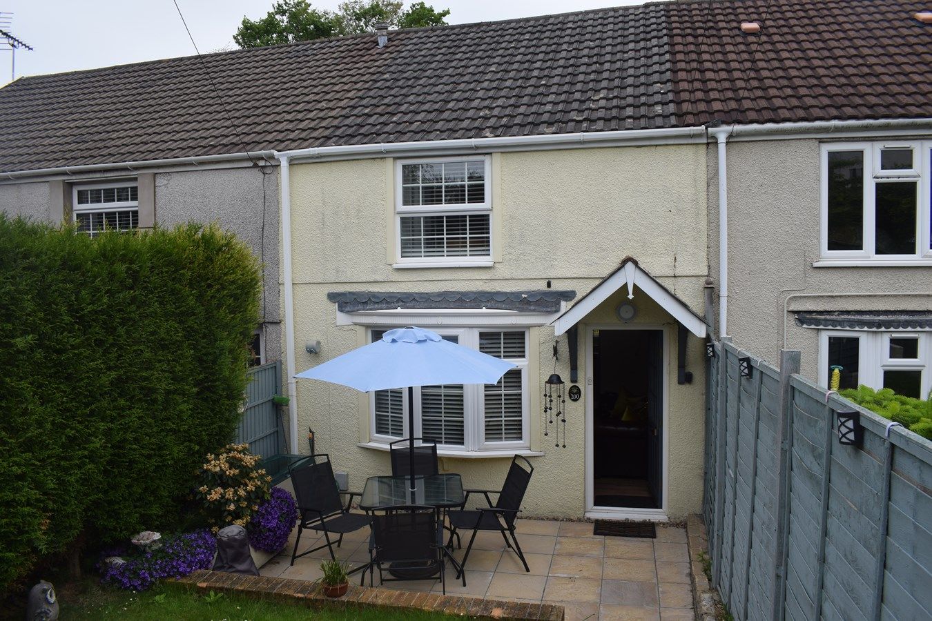 2 bed end terrace house for sale in Swansea Road, Waunarlwydd, Swansea