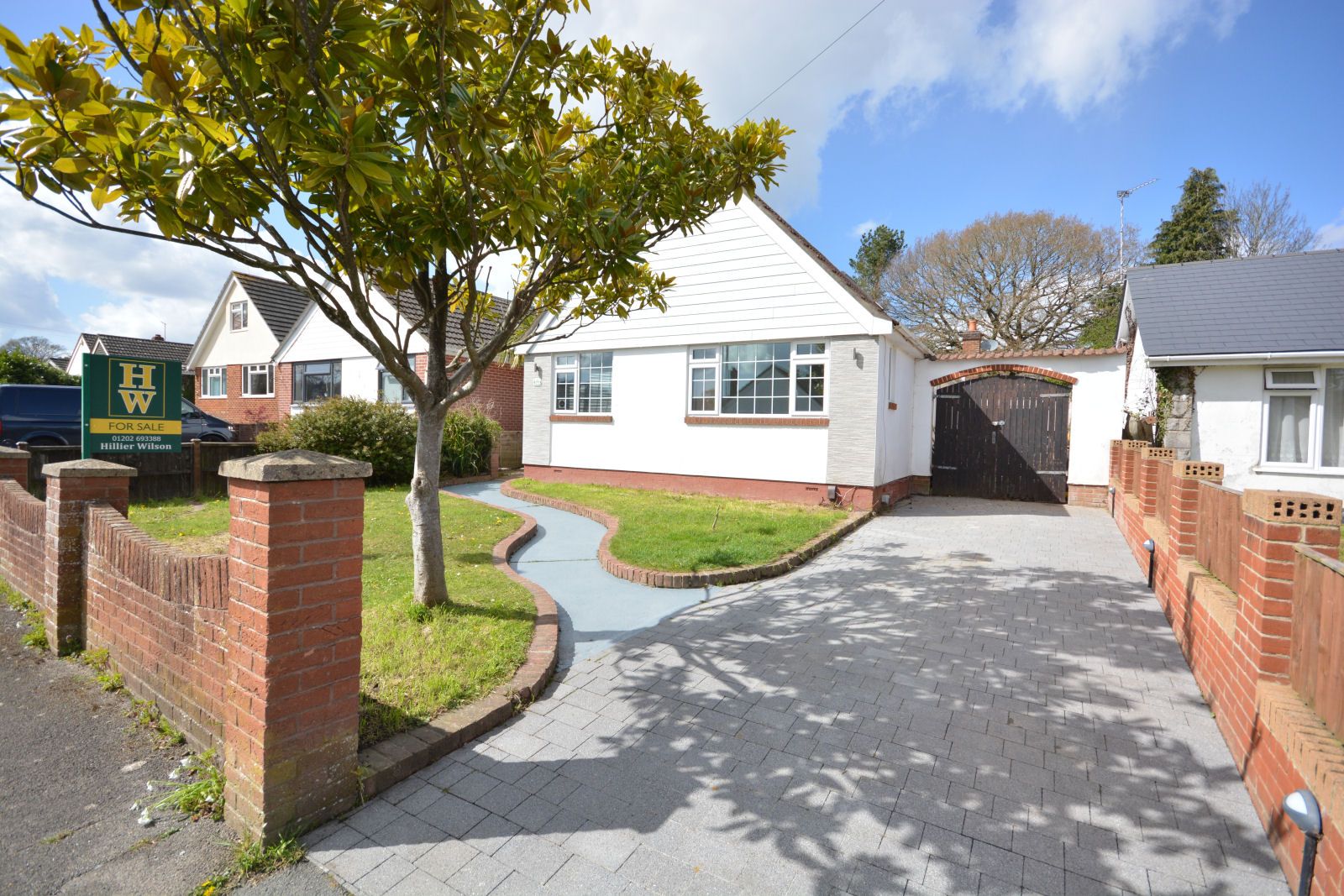6 bed detached house for sale in Bognor Road, Broadstone BH18 Zoopla