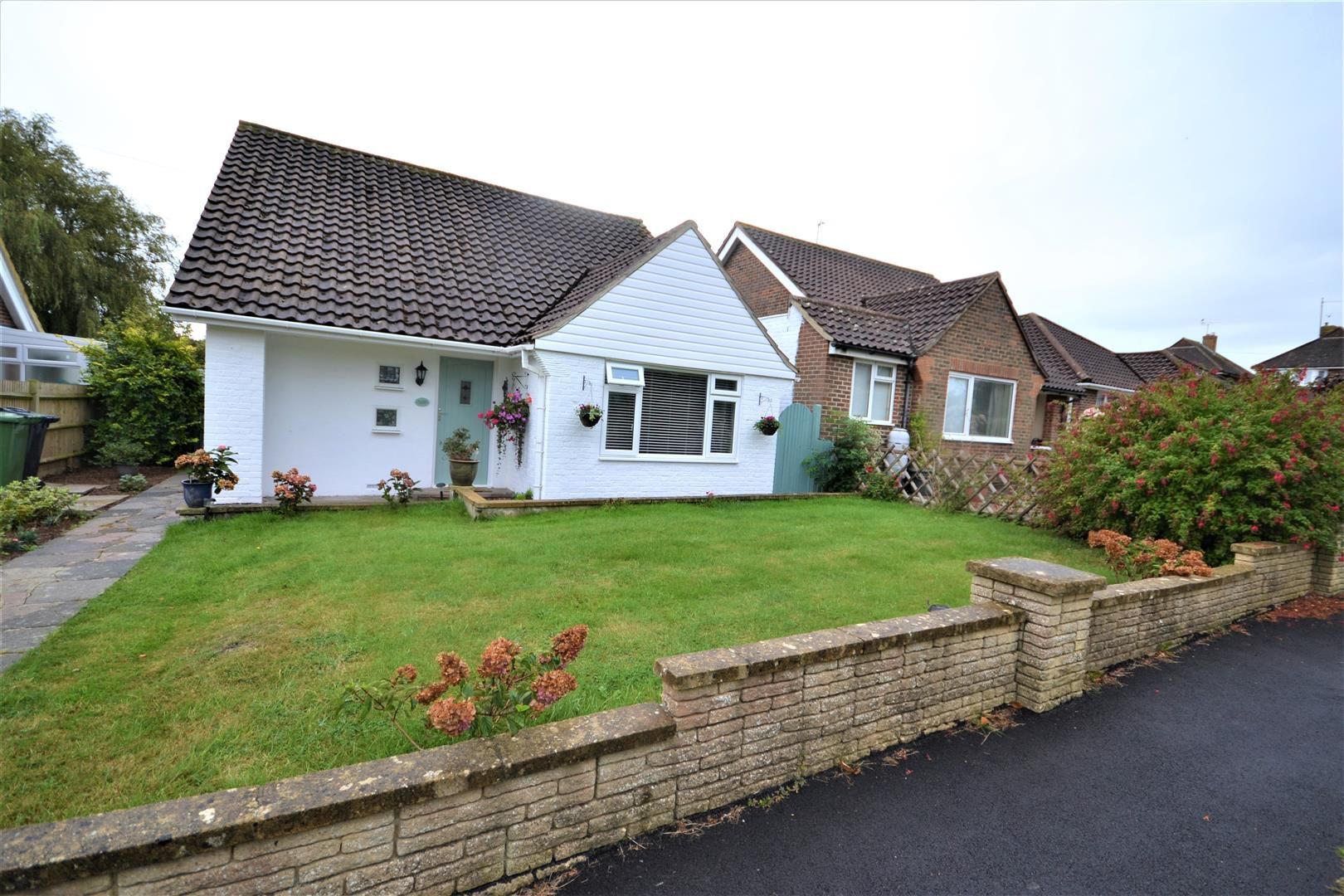 3 bed detached bungalow for sale in Lindfield Road, Eastbourne BN22 Zoopla