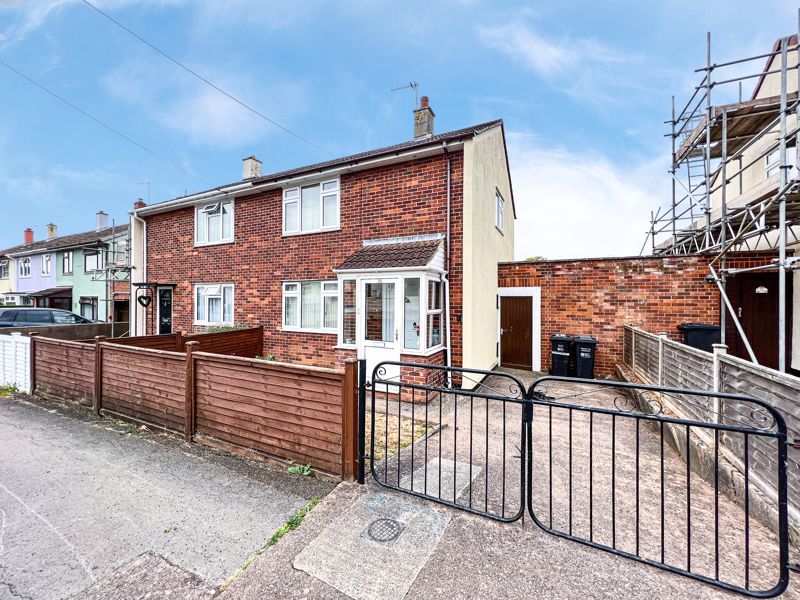 2 bed semidetached house for sale in Buckland Road, Taunton TA2 Zoopla