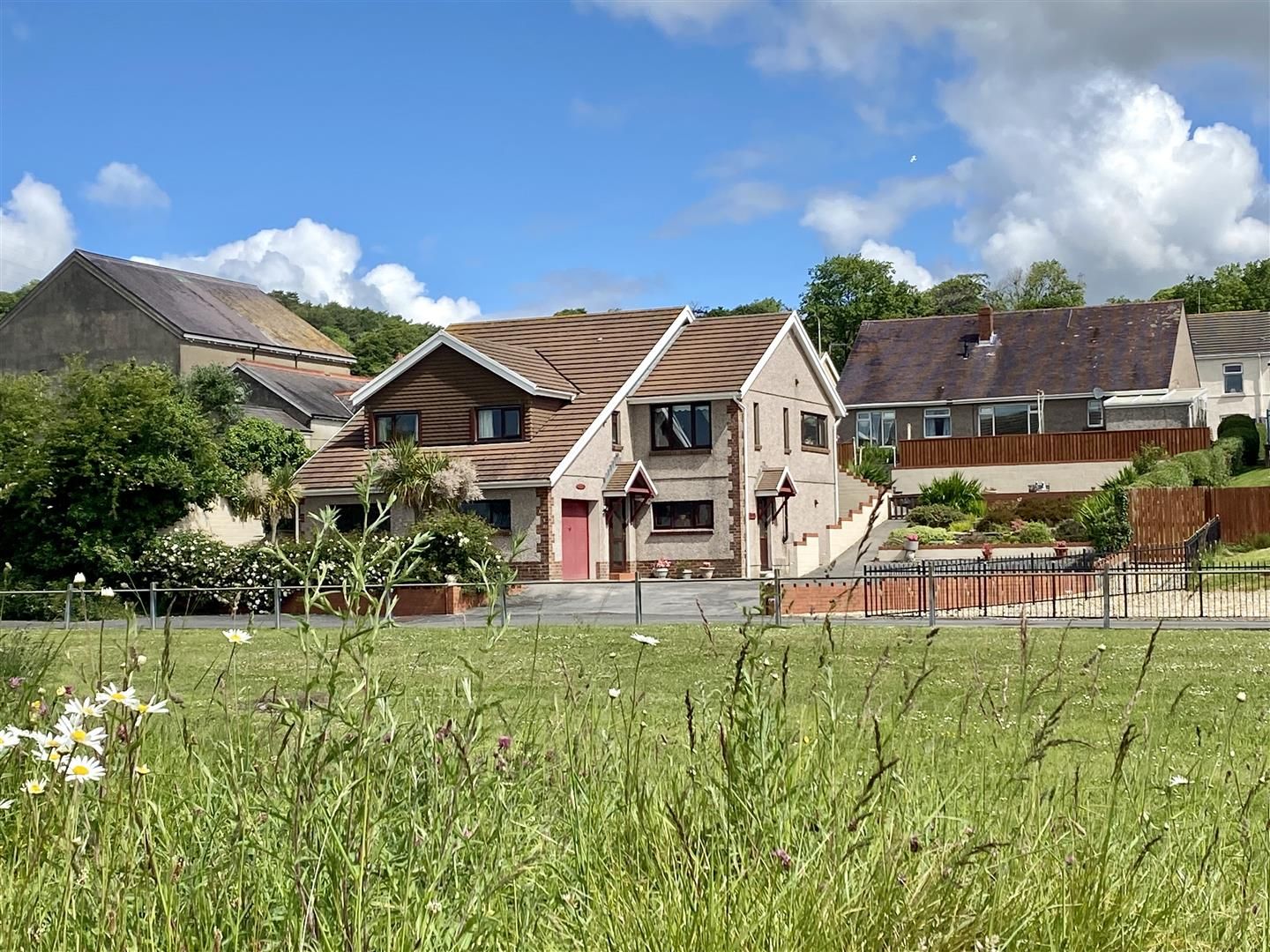 3 bed detached house for sale in Tramway, Pwll, Llanelli SA15 Zoopla