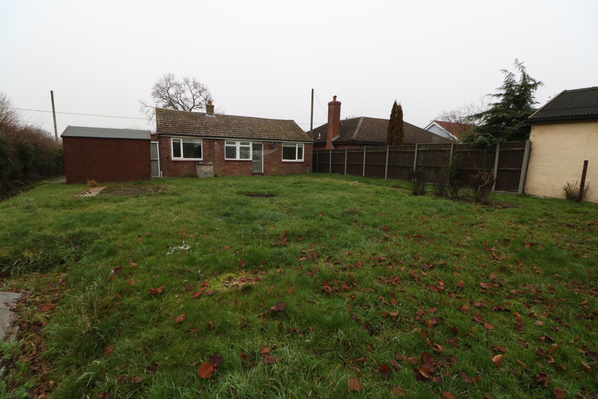 2 bed detached bungalow to rent in Heywood Road, Shelfanger, Diss IP22