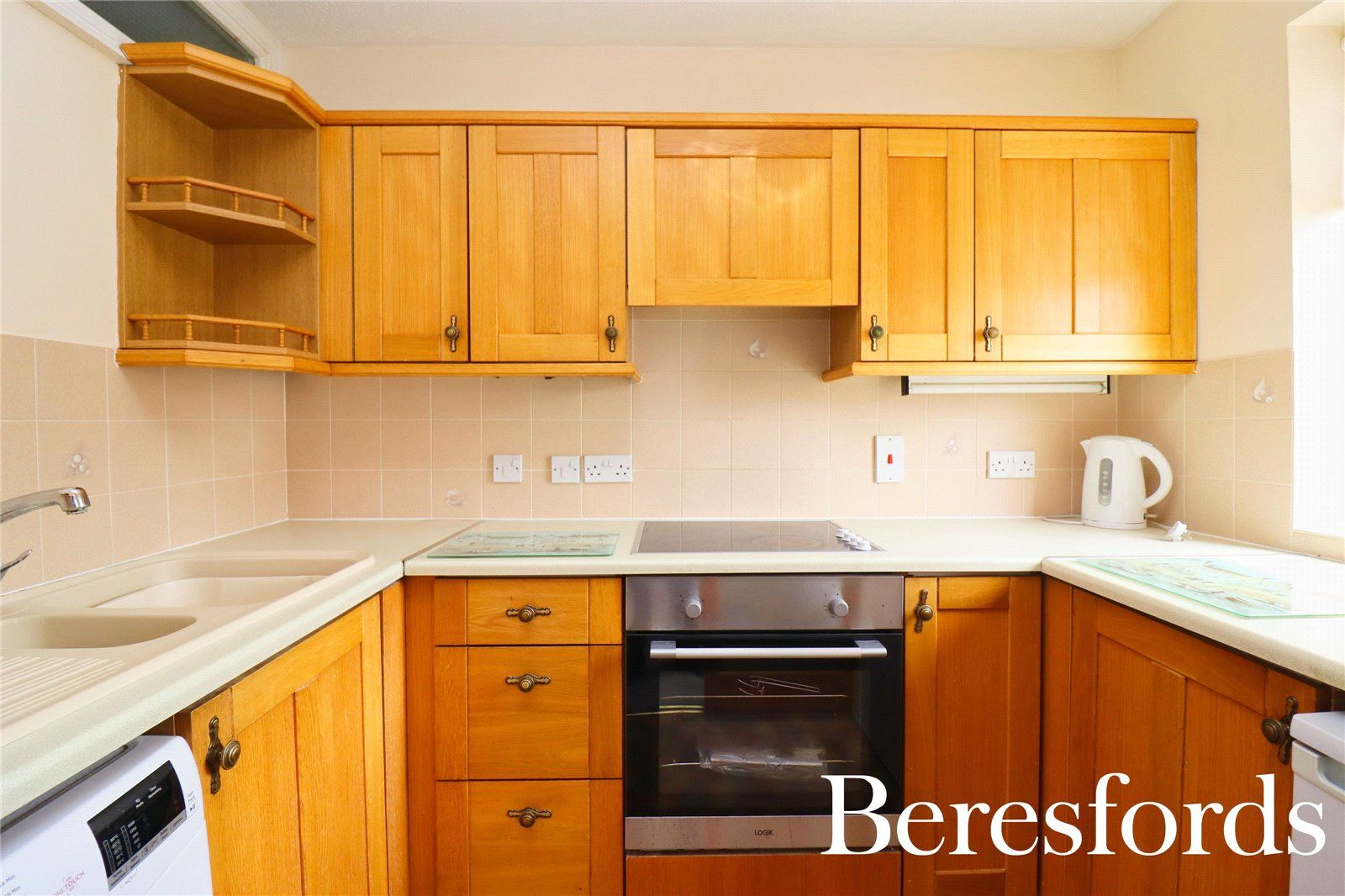 1 bed flat for sale in Park Lodge, Queens Park Avenue CM12 Zoopla