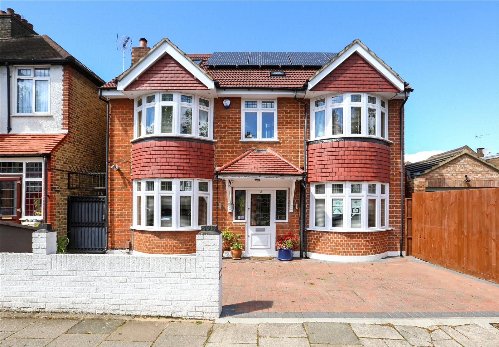 Erlesmere Gardens Ealing W13