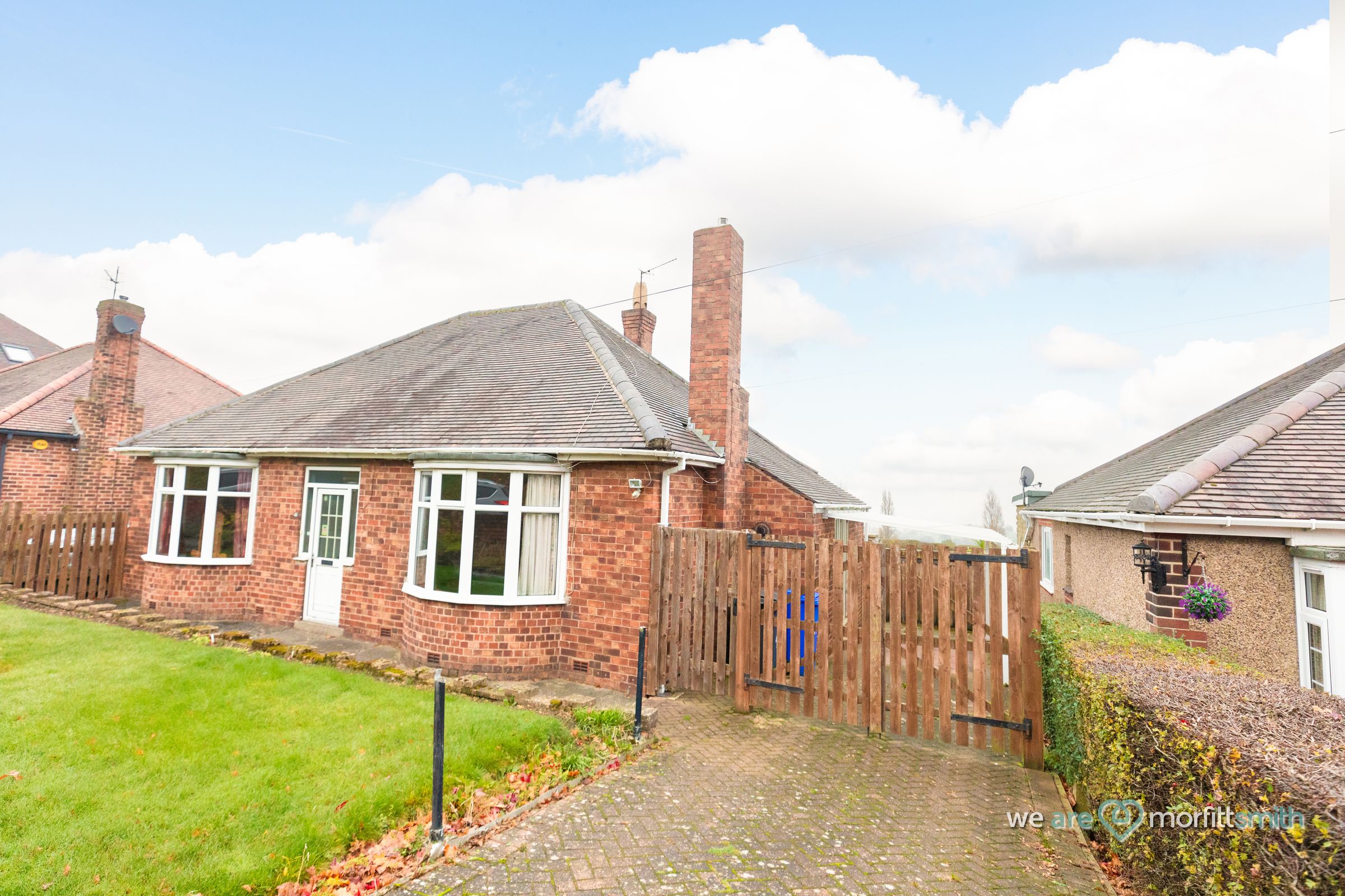 2 bed detached bungalow for sale in Halifax Road, Grenoside, Sheffield