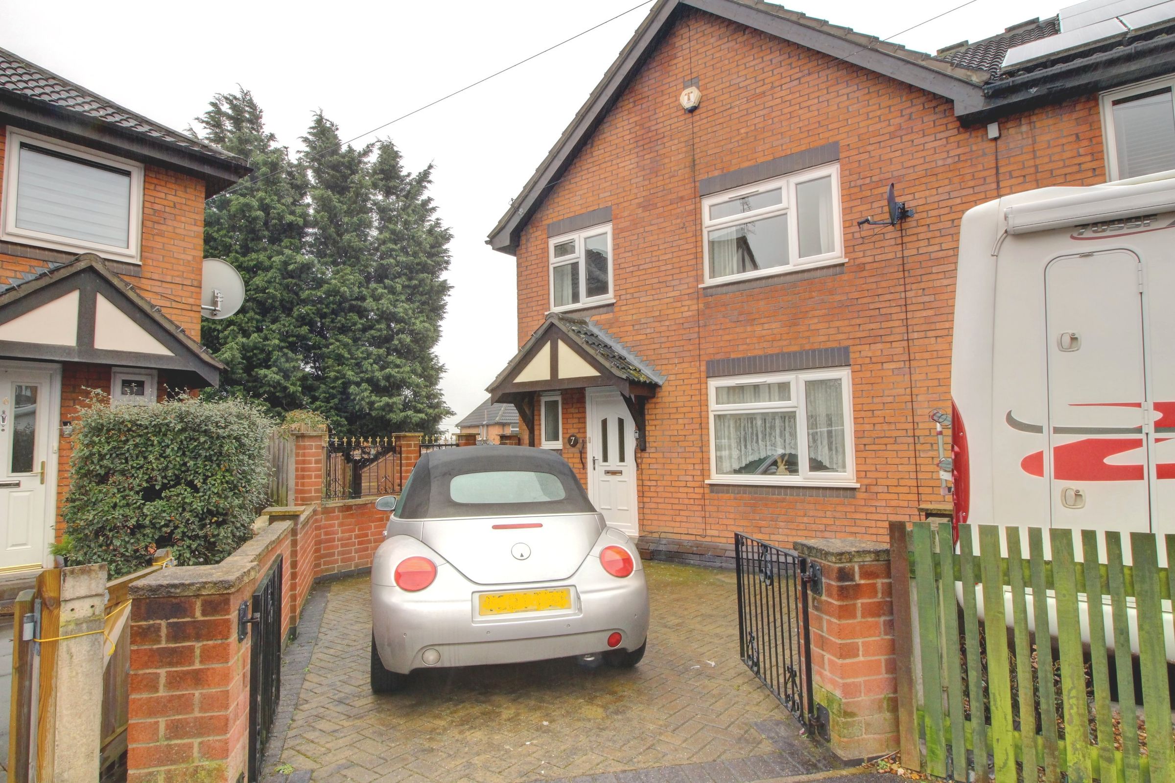 Curteys Close, Leicester LE3  