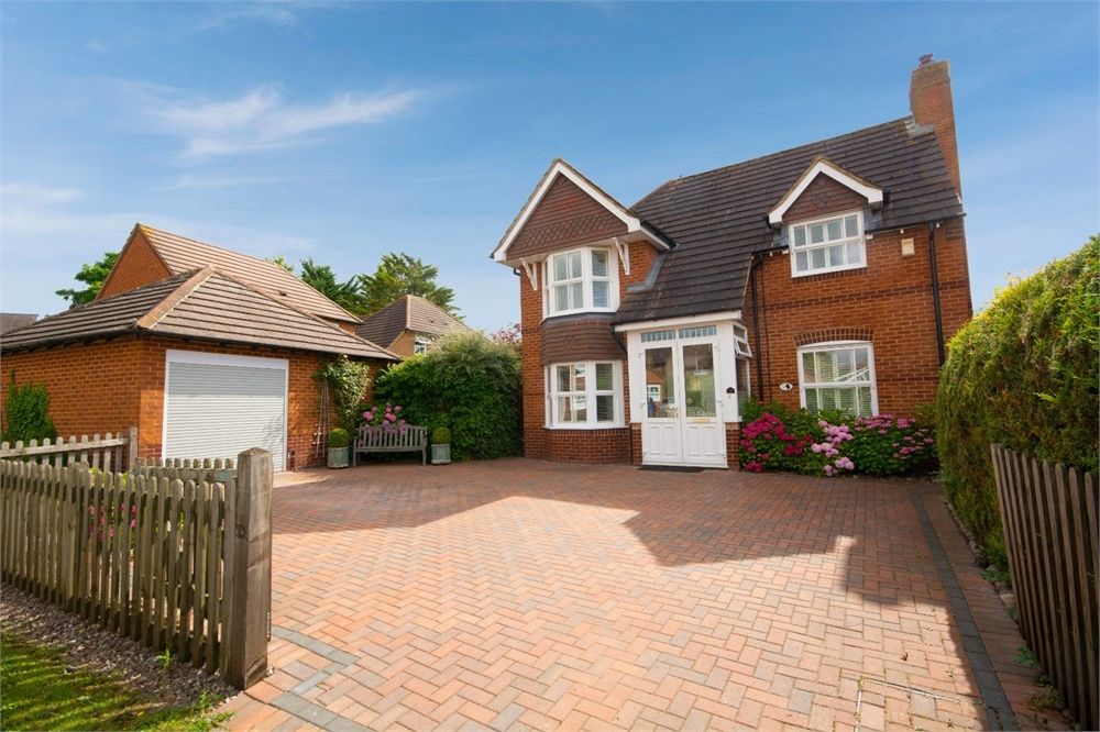 Swallow Close Brackley Northamptonshire NN13