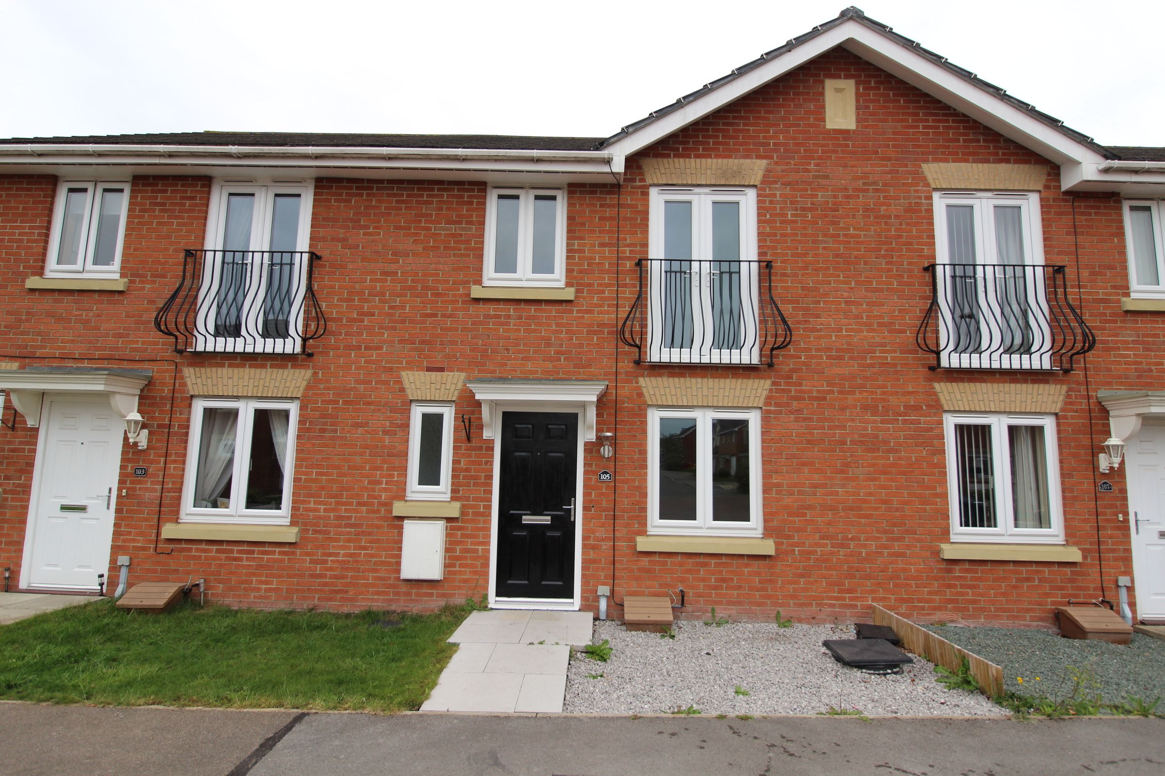 3 bed town house for sale in Sunningdale Way, Gainsborough DN21 Zoopla