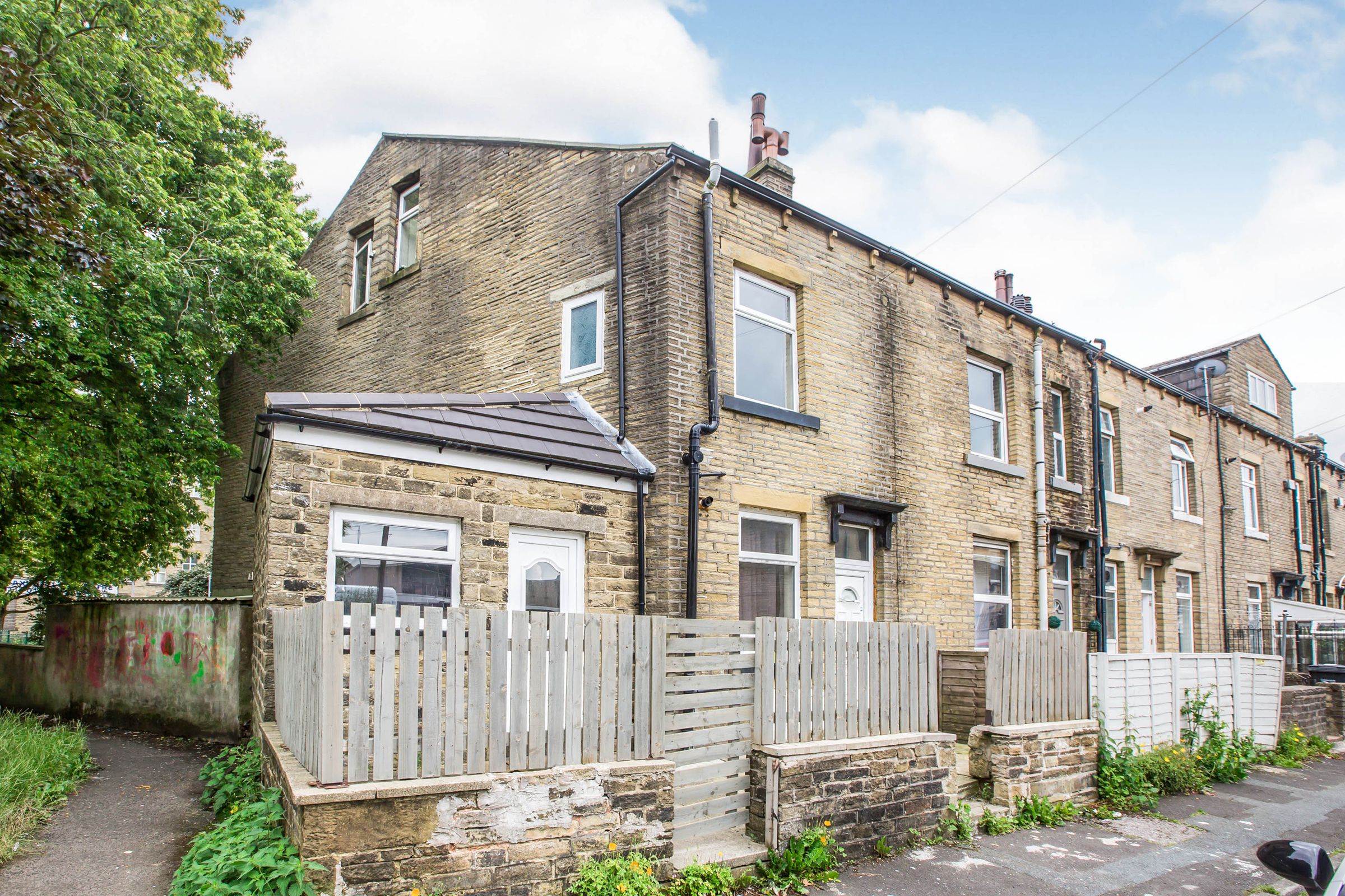 Wadsworth Street, Halifax, West Yorkshire HX1  