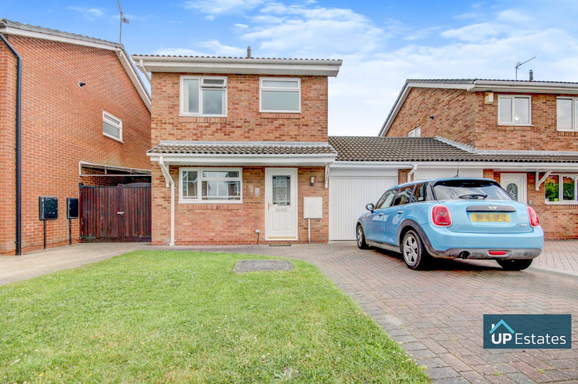 3 bed linkdetached house for sale in Arlington Way, Nuneaton CV11 Zoopla