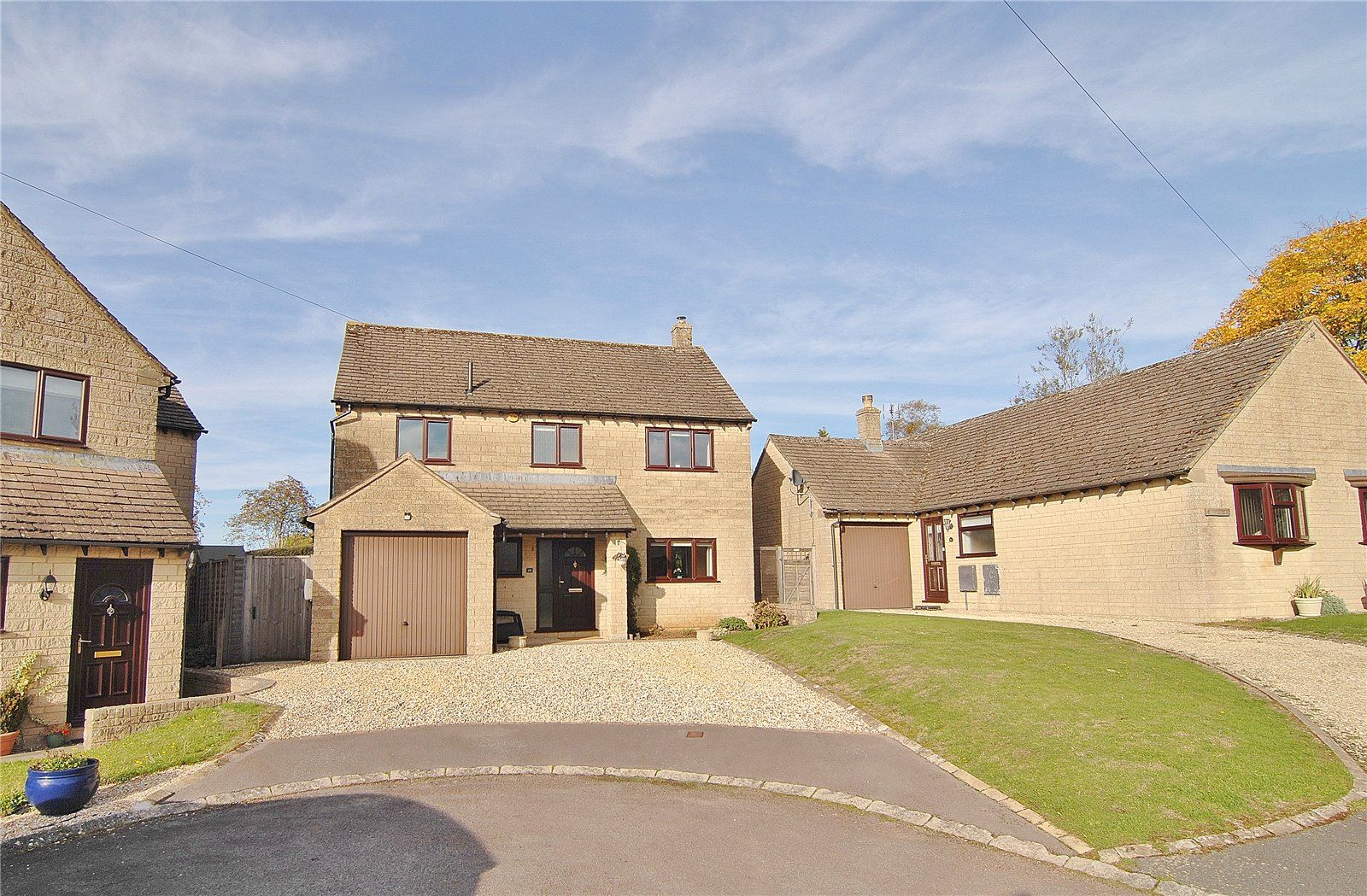 4 bed detached house for sale in Munday Close, Bussage, Stroud
