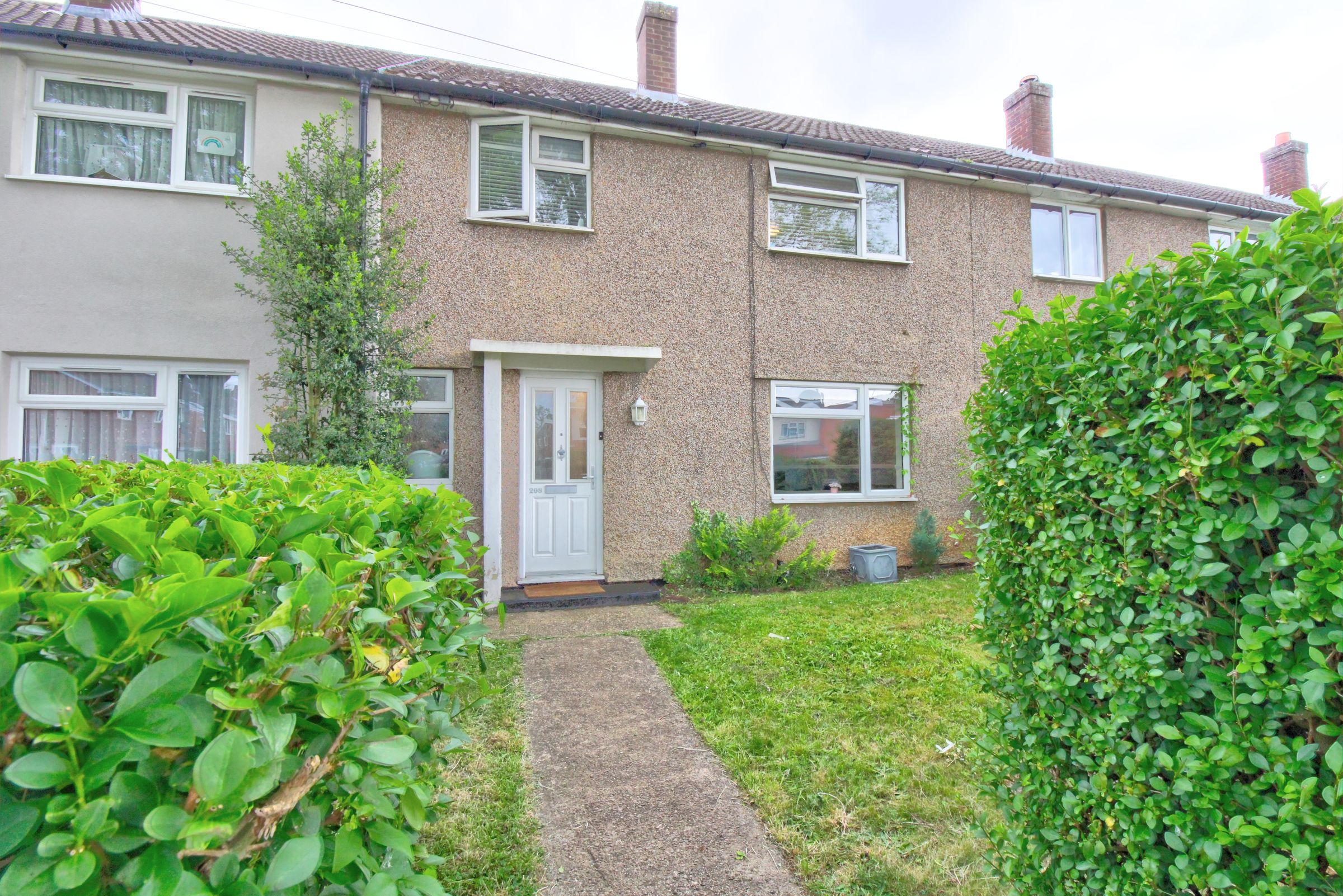 3 bed terraced house for sale in Broadwater Crescent, Stevenage SG2