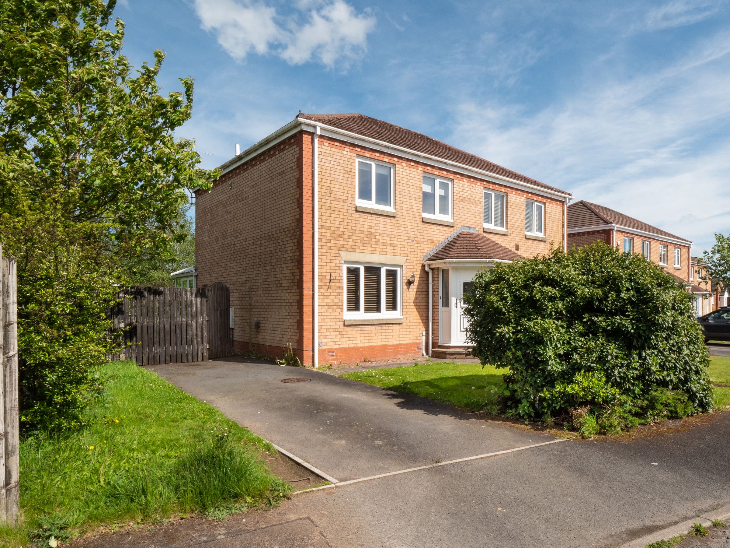 3 bed semidetached house for sale in Wilson Place, Heathhall, Dumfries