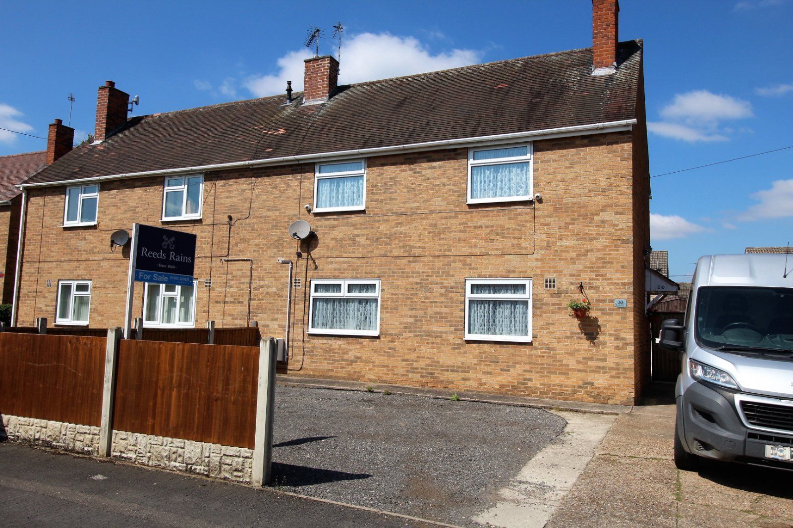 3 bed semidetached house for sale in Melling Avenue, Doncaster DN5