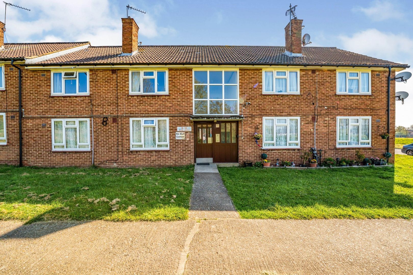 2 bed flat for sale in Irving Avenue, Northolt UB5 Zoopla