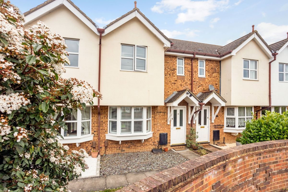 2 bed terraced house to rent in Riverview Gardens, Cobham KT11 Zoopla